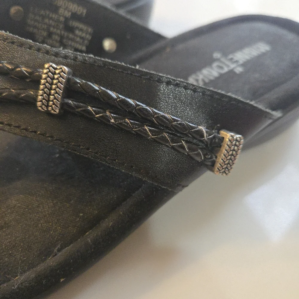 Minnetonka Southwest Black Sandals